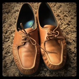 Handcrafted SAS shoes in 7